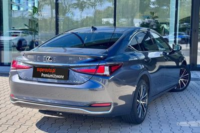 Lexus ES 300h Business Edition