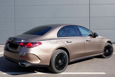 Mercedes Klasa E 220 d 4-Matic AMG