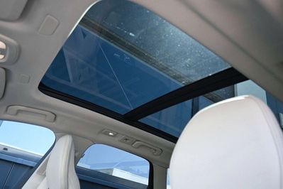 Volvo XC60 T6 Plug-In Hybrid AWD Ultra Dark