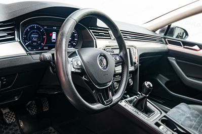 Volkswagen Passat 2.0 TDI  Highline