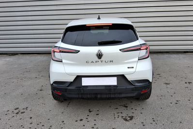 Renault Captur Techno 1.8 E-Tech Full Hybrid AT