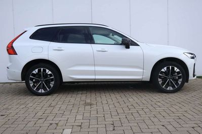 Volvo XC60 T6 Plug-In Hybrid AWD Ultra Dark
