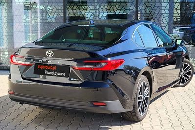 Toyota Camry Hybrid Dynamic Force Executive e-CVT