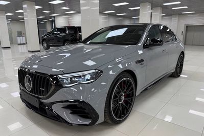 Mercedes E Klasa AMG 53  4Matic+ Hybrid