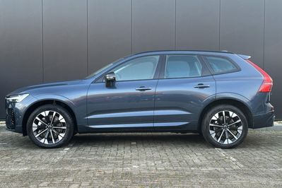 Volvo XC60 B5 AWD Ultra Dark