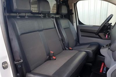 Peugeot Expert L2H1 AT