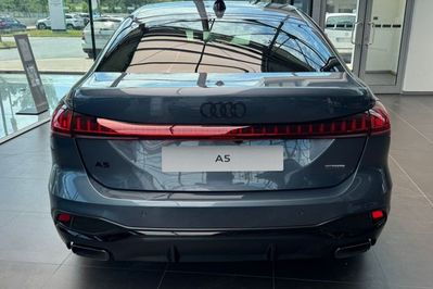 Audi A5 e-Hybrid quattro