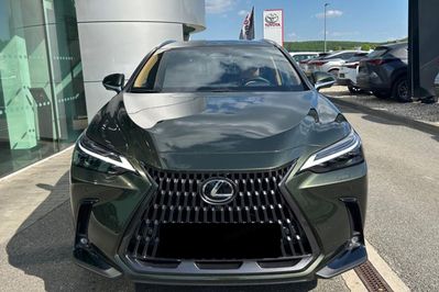 Lexus NX 350h Omotenashi 2.5 Hybrid AWD