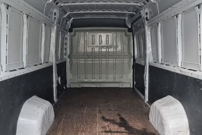 Peugeot Boxer L4H2