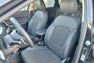 Kia Ceed 1.5 T-GDI Tribute DCT
