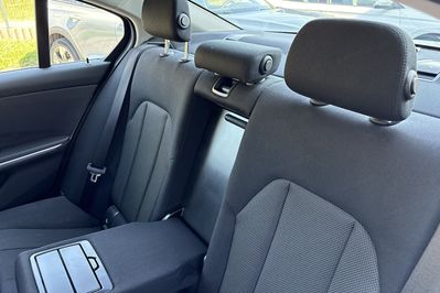 BMW Seria 3 318i