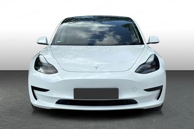 Tesla Model 3 RWD
