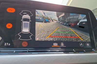 Volkswagen Golf VIII 2.0 TDI Life Plus