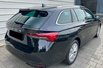 Skoda Octavia Drive Selection 1.5 TSI mHEV DSG