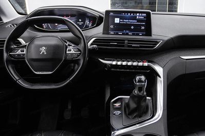 Peugeot 3008 Puretech Allure S&S