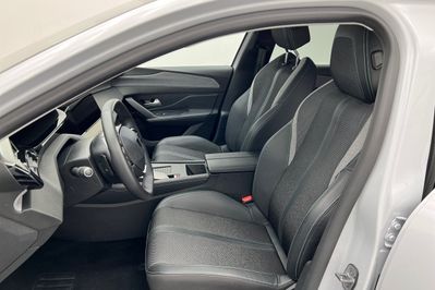 Peugeot 308 Allure 1.6 Hybrid e-EAT8