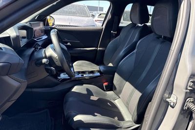 Peugeot 2008 e-2008 54kWh GT