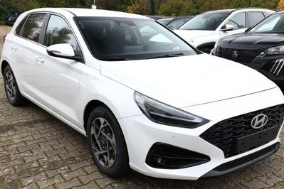 Hyundai i30 1.6 T-GDI Smart DCT