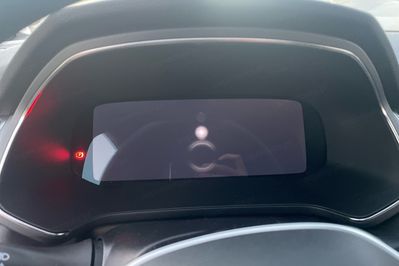 Renault Captur Techno 1.6 E-Tech Hybrid AT