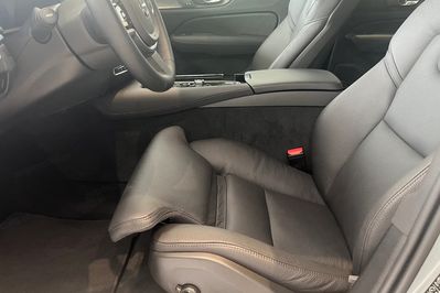 Volvo V60 T6 AWD Plug-In Hybrid Plus Dark