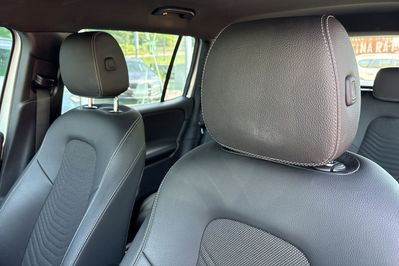 Mercedes GLB 200