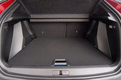 Peugeot 2008 Allure e-DCS 1.2 mHEV