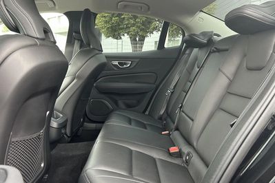 Volvo S60 B4 B Plus Dark aut