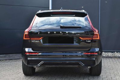 Volvo XC60 T6 Plug-In Hybrid AWD Ultra Dark