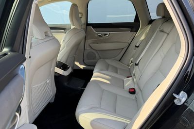 Volvo V90 T6 AWD Plug-In Hybrid Plus Dark aut