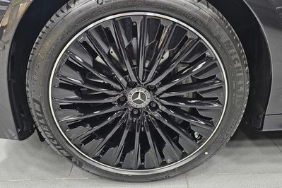 Mercedes Klasa E 220 d 4-Matic AMG
