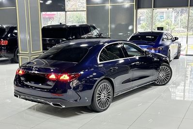 Mercedes E Klasa 220 d  4-Matic AMG