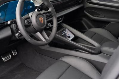 Porsche Macan 4