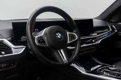 BMW X7 M60i xDrive