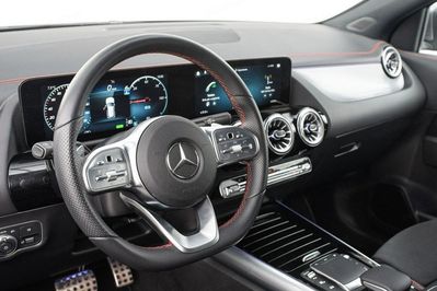 Mercedes EQA 250.66.5KWH Amg Line