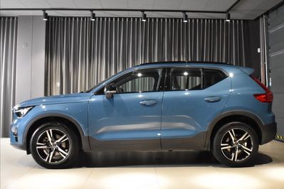 Volvo XC40 B3 Plus Dark