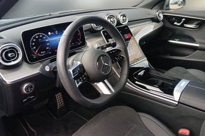 Mercedes Klasa C 220 d 4MATIC AMG Line