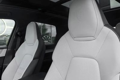 Porsche Cayenne Coupe E-Hybrid
