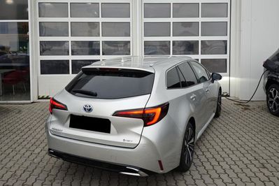 Toyota Corolla Style 2.0 Hybrid Dynamic Force