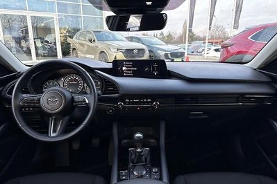 Mazda 3 2.0 Center-Line