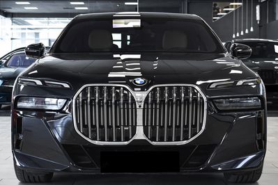 BMW Seria 7 740d xDrive M Sport