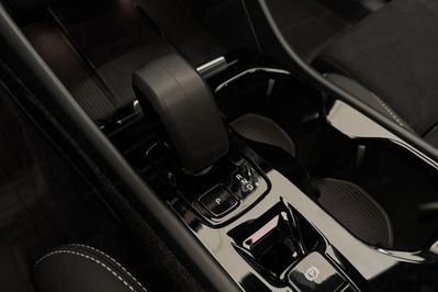 Volvo XC40 T5 Plug-In Hybrid Plus Dark