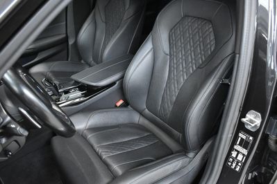 BMW Seria 5 520d xDrive M Sport mHEV aut