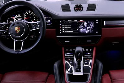 Porsche Cayenne Platinum Edition