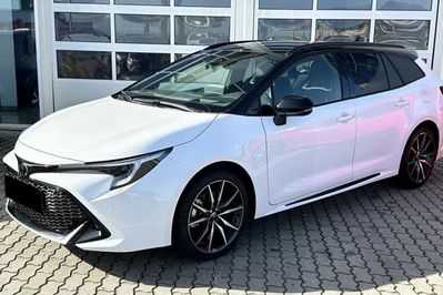 Toyota Corolla GR Sport 2.0 Hybrid Dynamic Force