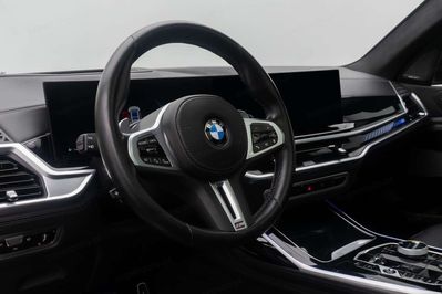 BMW X7 M60i xDrive
