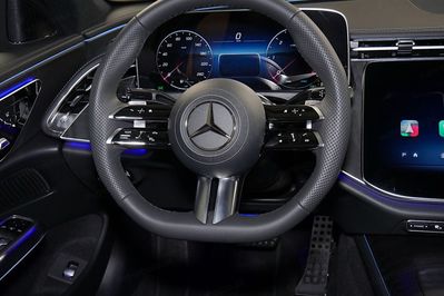 Mercedes E Klasa 220 d 4-Matic AMG