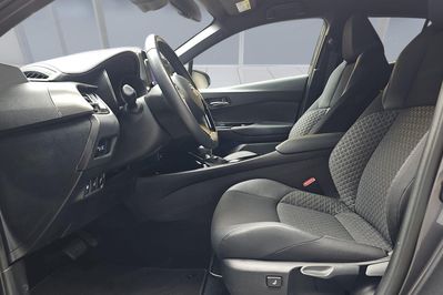 Toyota C-HR 2.0 Hybrid Style