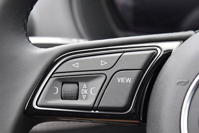 Audi Q2 35 TFSI S Line