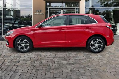 Hyundai i30 1.5 T-GDI 48V Smart DCT