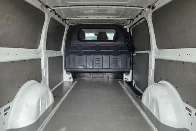 Mercedes Vito L2H1 AT8